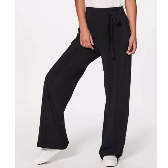 Lululemon Noir Pant‎ size 4 Black - Picture 2 of 15